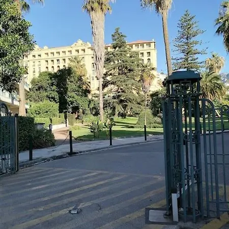 Imperial Palace Bord De * Menton